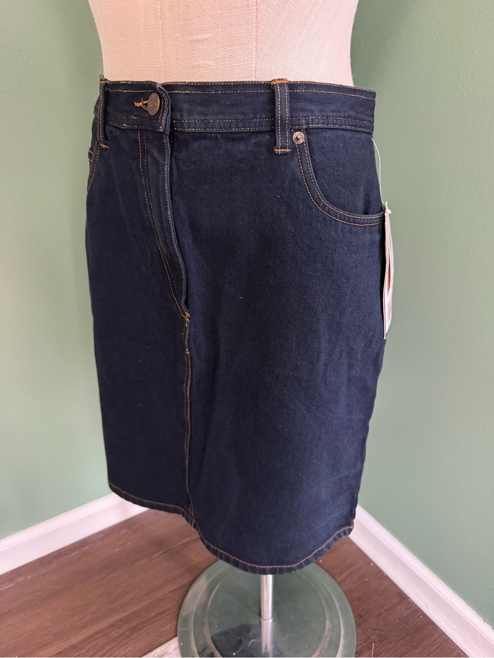 NWT Vintage Dark Blue Denim Bill Blass Skirt